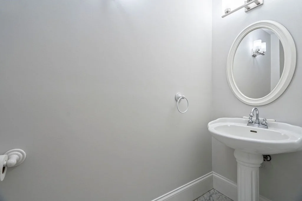2 bed, 1.5 bath apartment for rent at 433 W 4th St Unit 1, South Boston — photo 13 of 19