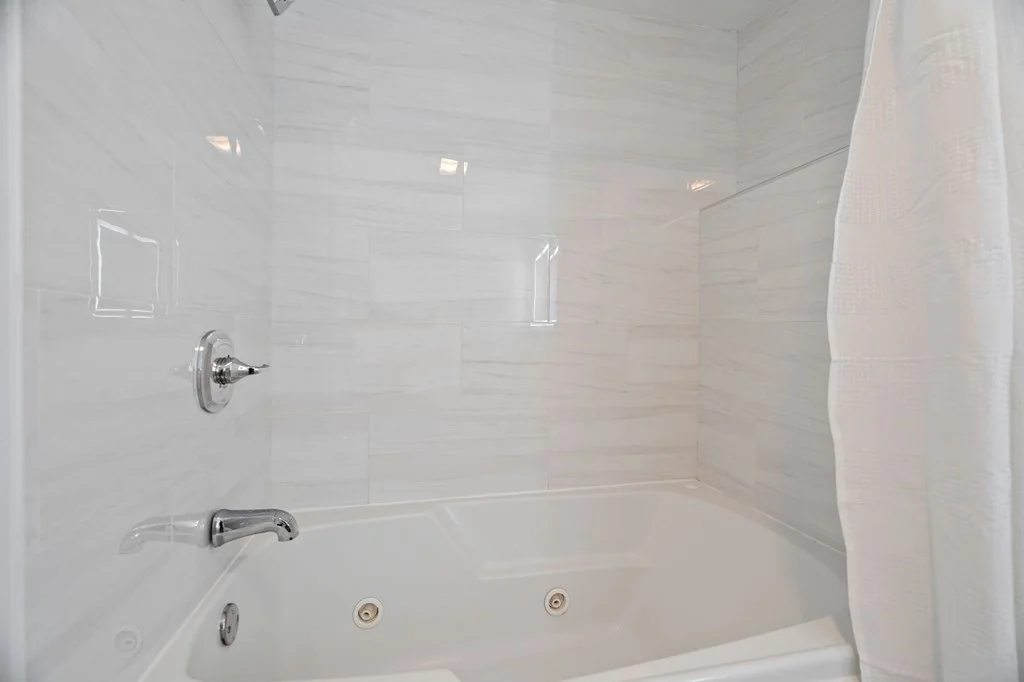 2 bed, 1.5 bath apartment for rent at 433 W 4th St Unit 1, South Boston — photo 15 of 19