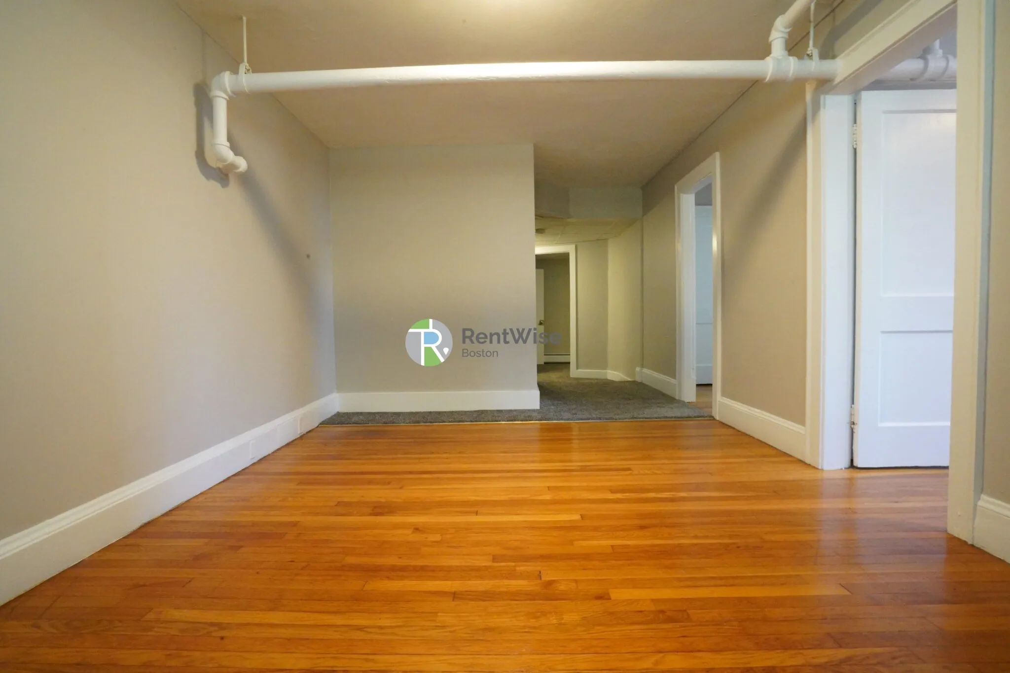 2 bed, 1 bath apartment for rent at 433A Broadway Unit 51A, Winter Hill — photo 3 of 22