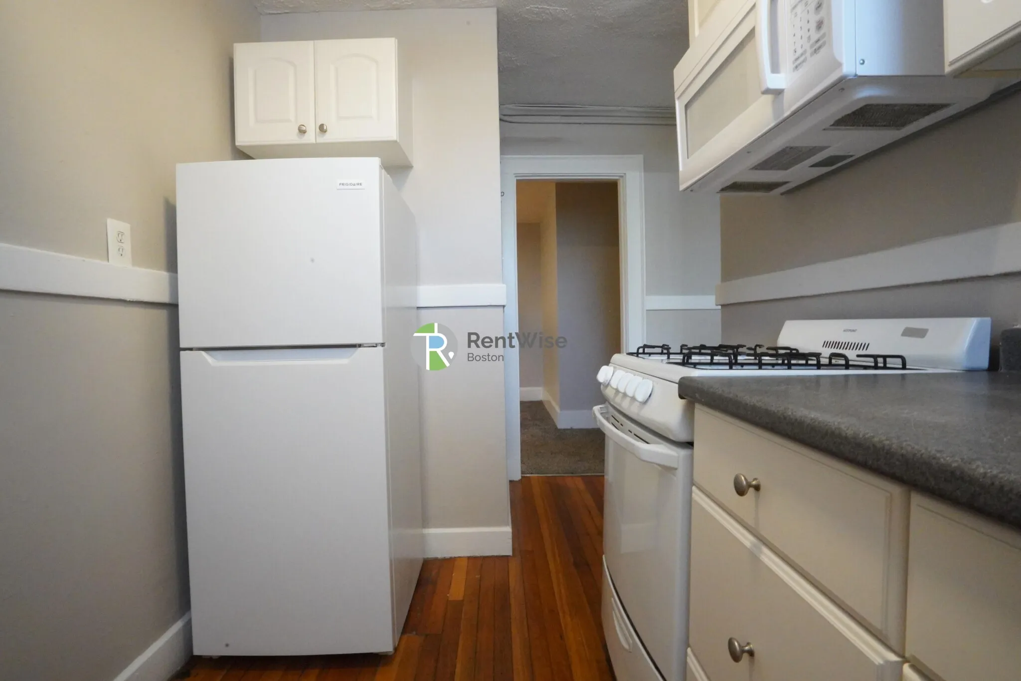 2 bed, 1 bath apartment for rent at 433A Broadway Unit 51A, Winter Hill — photo 7 of 22