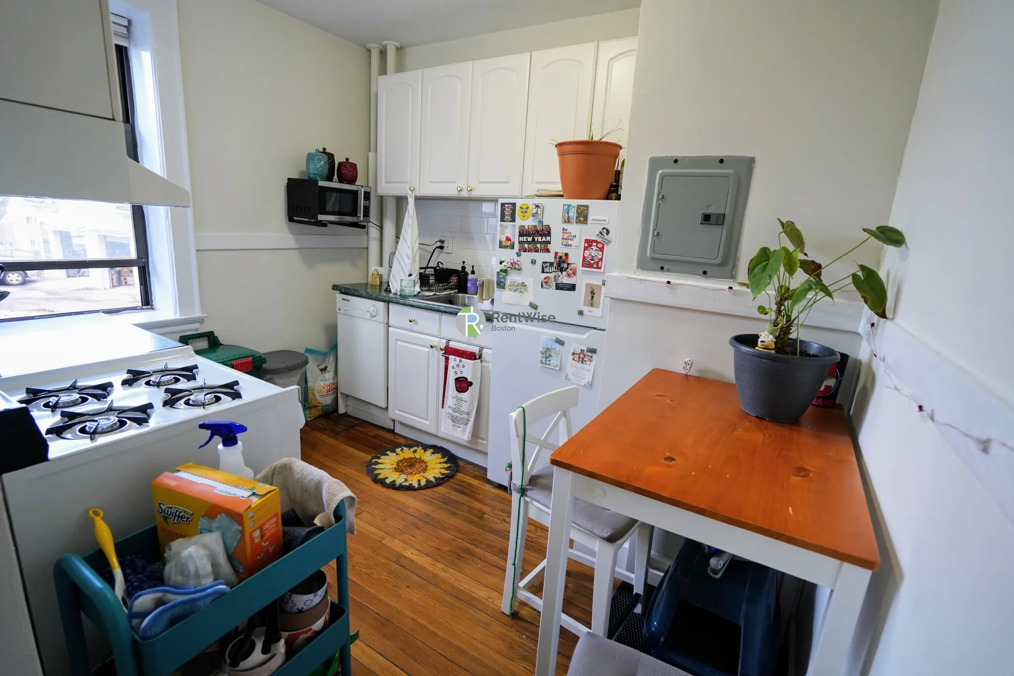 Studio bed, 1 bath apartment for rent at 433A Broadway Unit 56, Winter Hill — photo 5 of 15