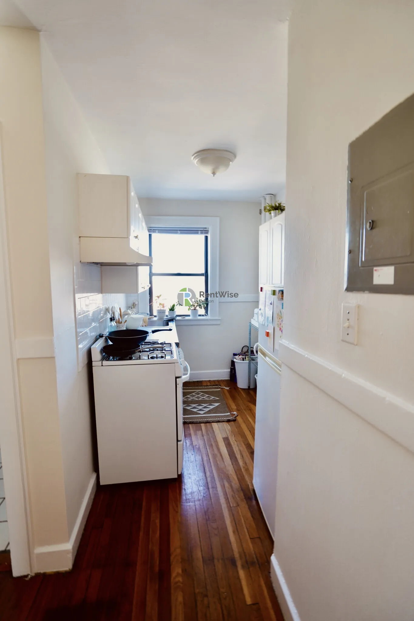 1 bed, 1 bath apartment for rent at 433A Broadway Unit 84, Winter Hill — photo 5 of 16