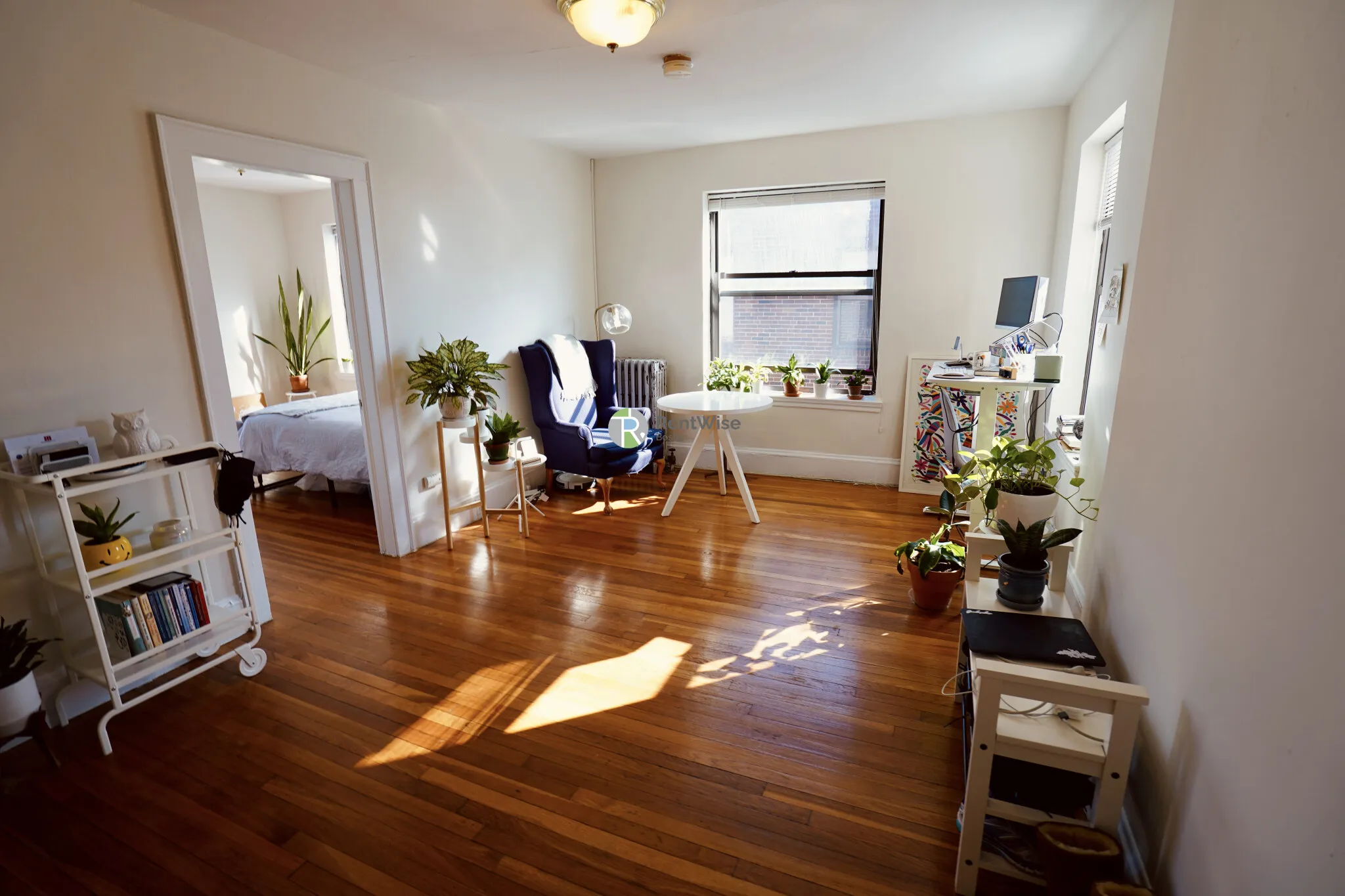 1 bed, 1 bath apartment for rent at 433A Broadway Unit 84, Winter Hill — photo 2 of 16