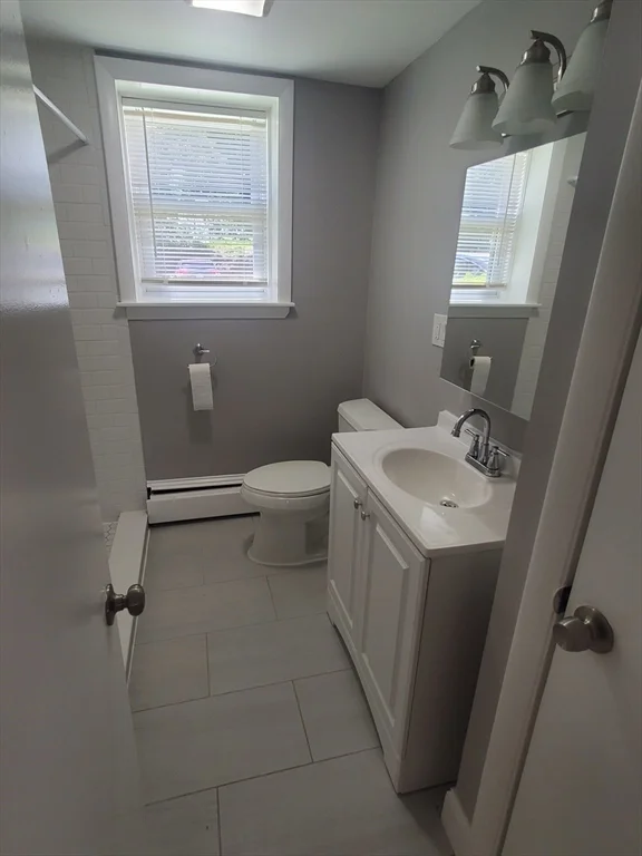 1 bed, 1 bath apartment for rent at 433A Sea St Unit 1, Quincy — photo 6 of 11