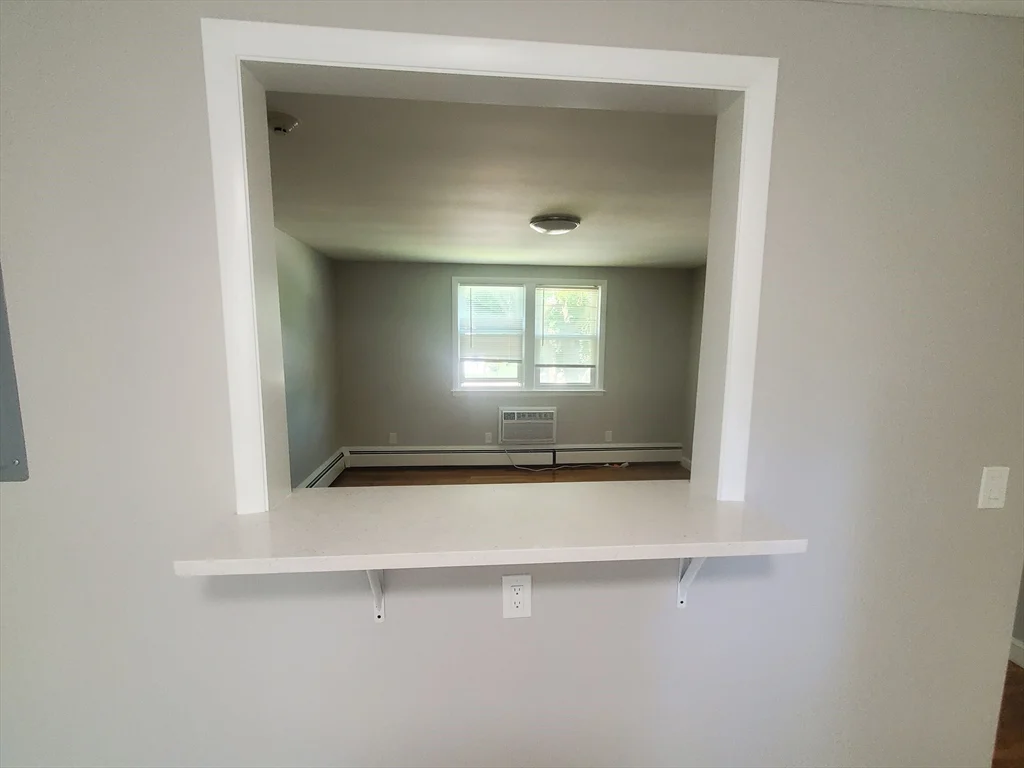2 bed, 1 bath apartment for rent at 433A Sea St Unit 3, Adams Shore — photo 11 of 16