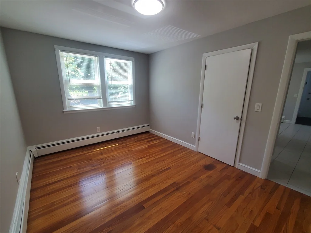 2 bed, 1 bath apartment for rent at 433A Sea St Unit 3, Adams Shore — photo 7 of 16