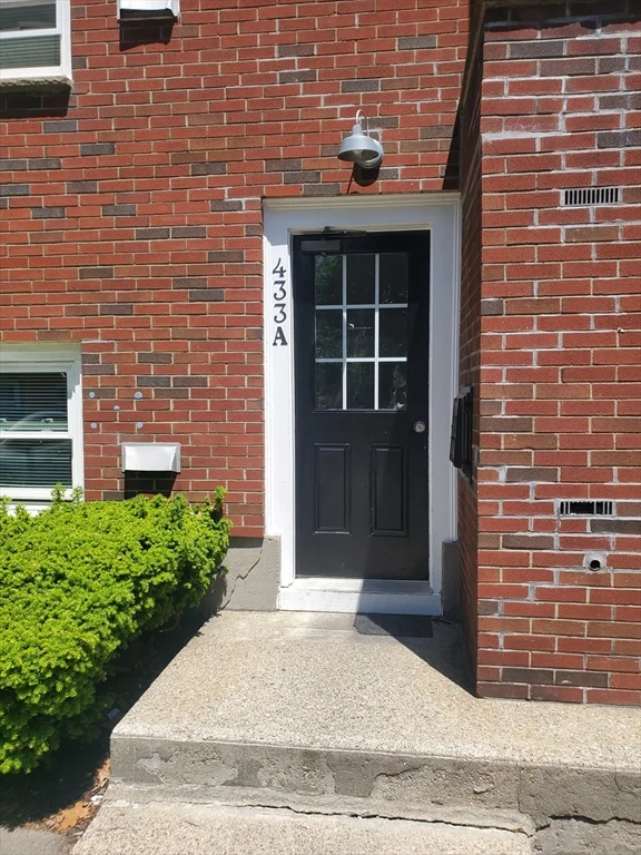 2 bed, 1 bath apartment for rent at 433A Sea St Unit 3, Adams Shore — photo 13 of 16