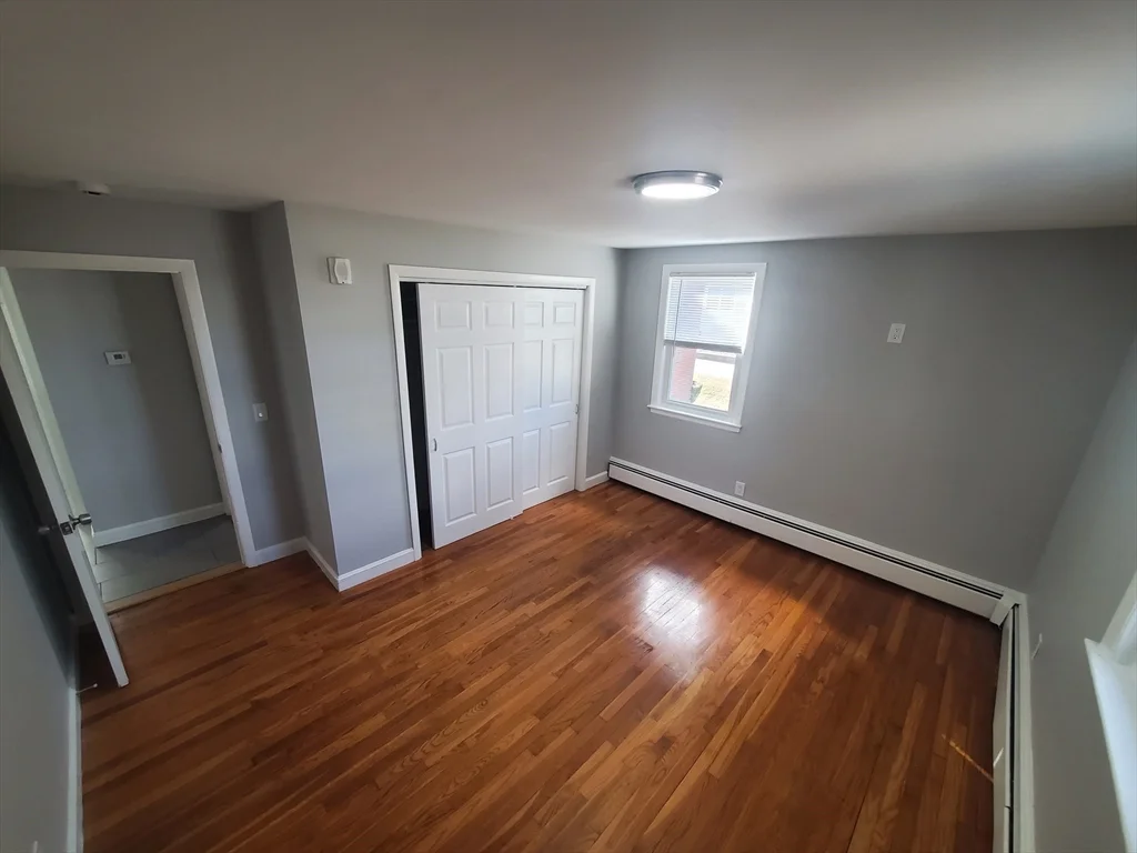 2 bed, 1 bath apartment for rent at 433A Sea St Unit 4, Adams Shore — photo 8 of 16