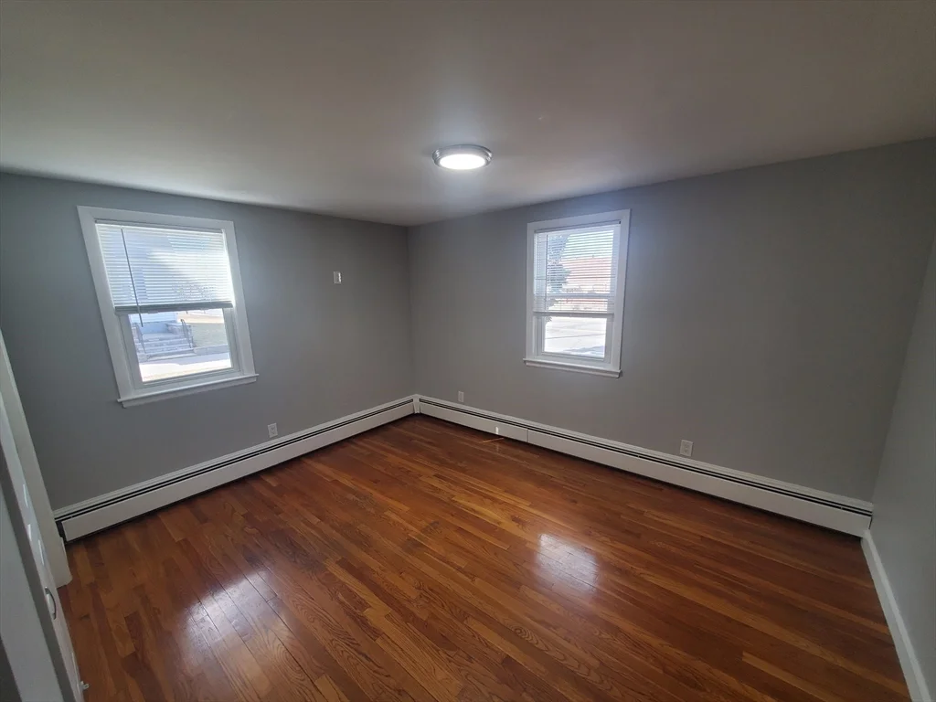 2 bed, 1 bath apartment for rent at 433A Sea St Unit 4, Adams Shore — photo 7 of 16