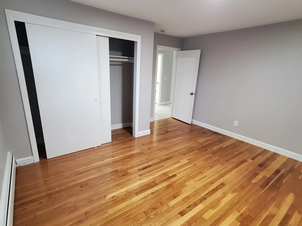 2 bed, 1 bath apartment for rent at 433B Sea St Unit 5, Adams Shore — photo 6 of 14