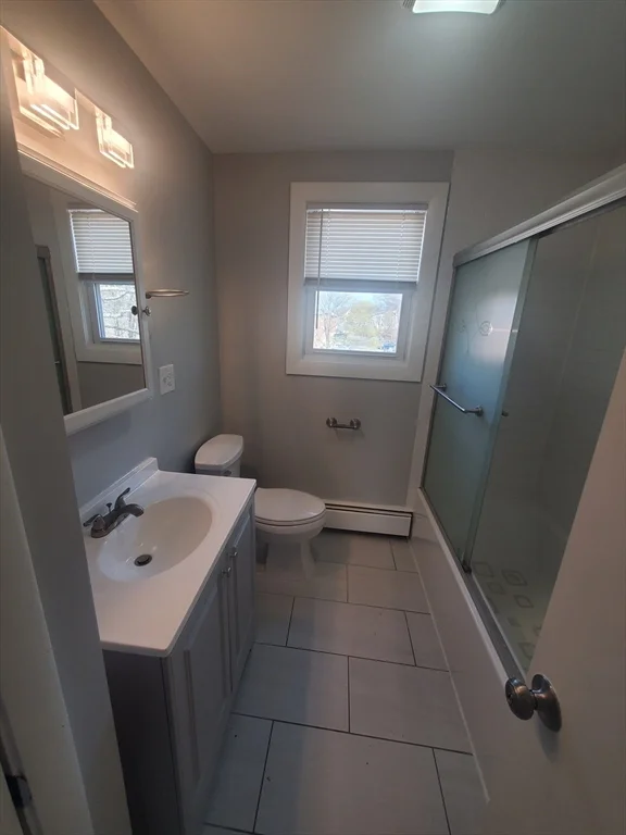 2 bed, 1 bath apartment for rent at 433B Sea St Unit 6, Adams Shore — photo 9 of 13