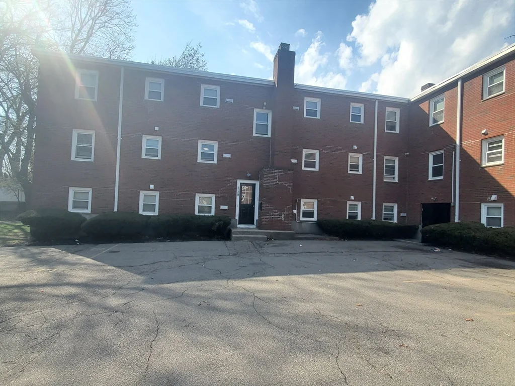 2 bed, 1 bath apartment for rent at 433B Sea St Unit 6, Adams Shore — photo 13 of 13