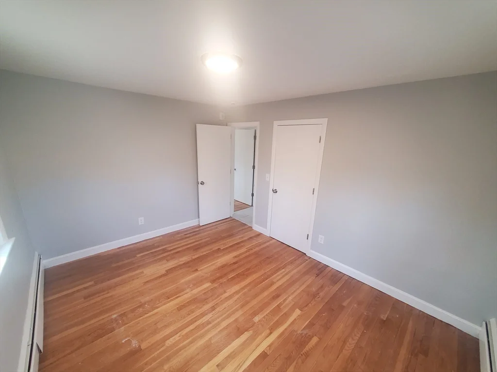 2 bed, 1 bath apartment for rent at 433B Sea St Unit 6, Adams Shore — photo 11 of 13