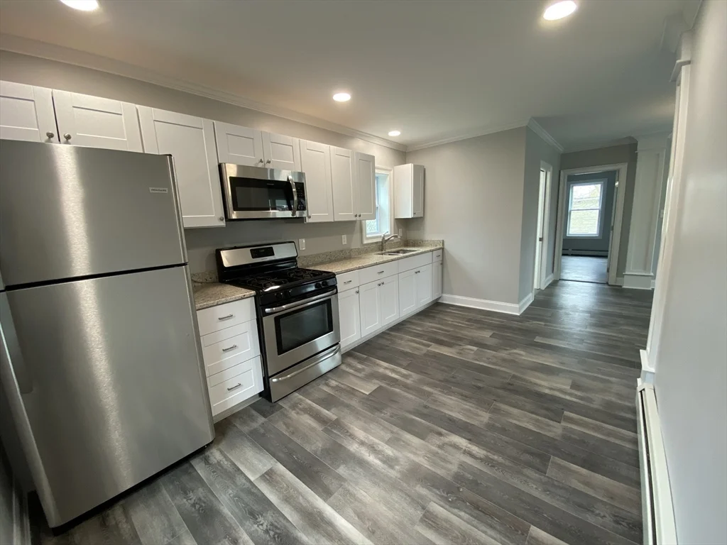 3 bed, 1 bath apartment for rent at 434 Alden St Unit 1, Fall River