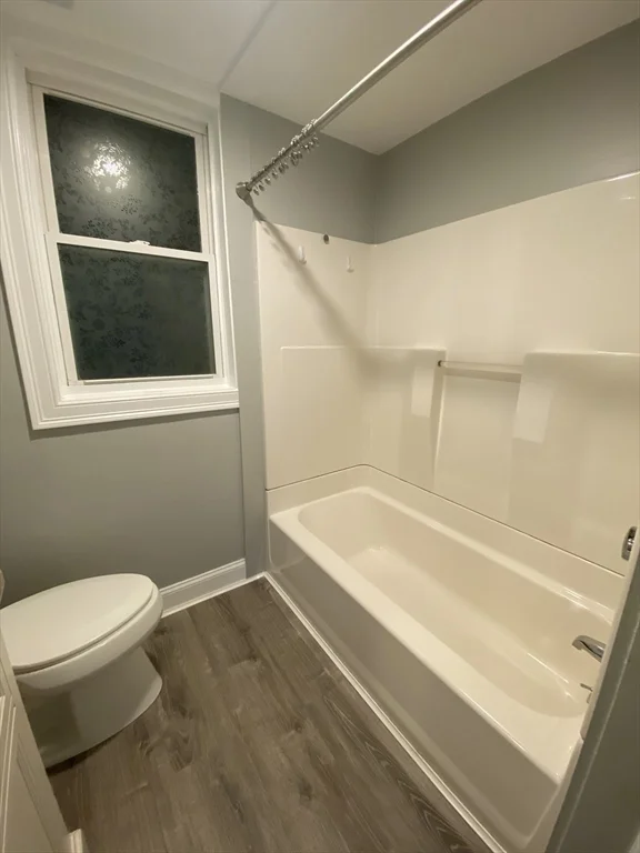 3 bed, 1 bath apartment for rent at 434 Alden St Unit 2, Fall River — photo 9 of 11