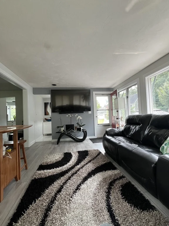 3 bed, 1 bath apartment for rent at 434 Circuit St Unit 434, Hanover — photo 14 of 14