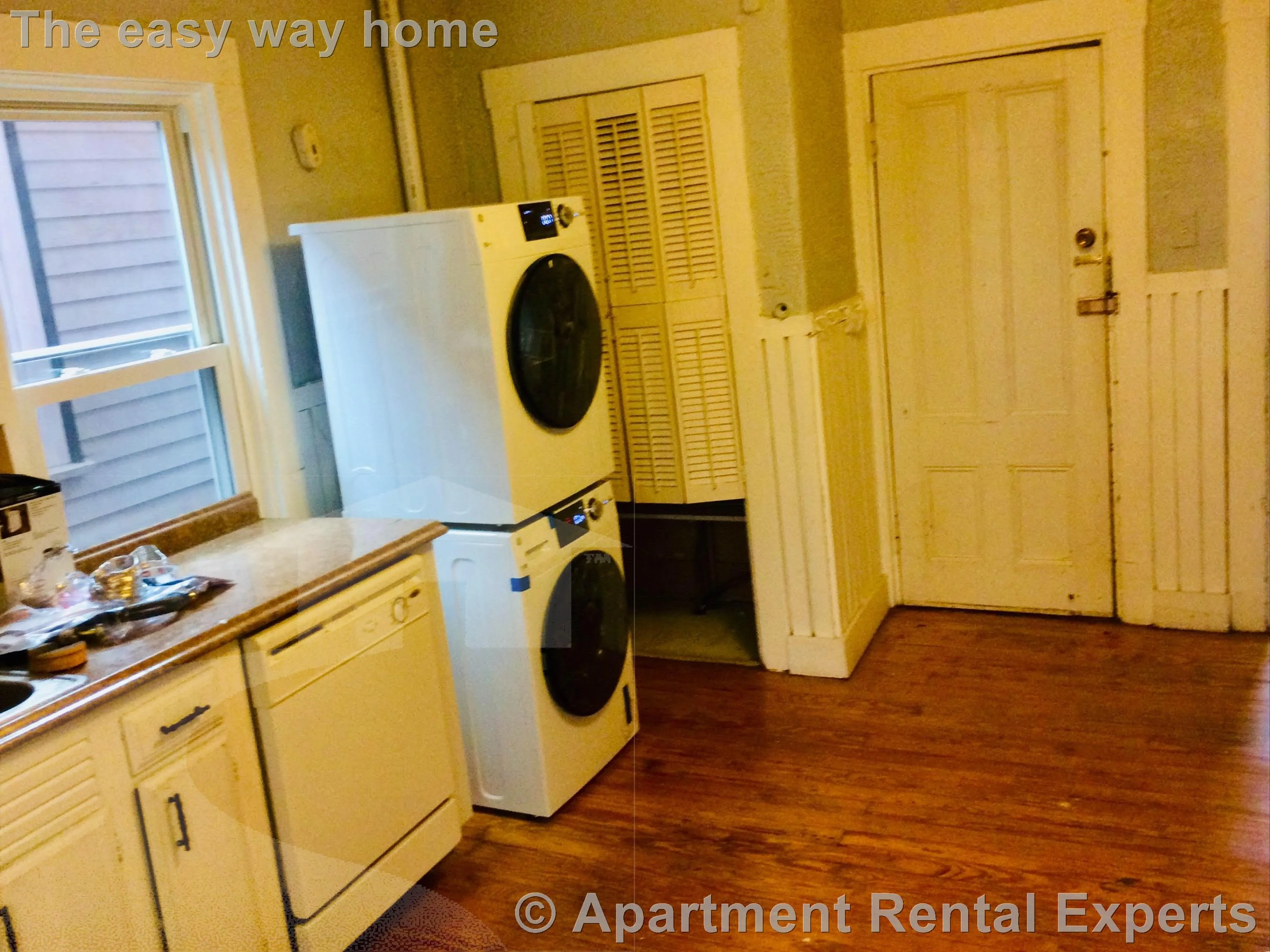 1 bed, 1 bath apartment for rent at 434 Franklin St Unit 2, Central Square — photo 3 of 18
