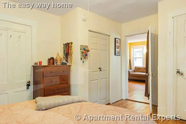 1 bed, 1 bath apartment for rent at 434 Franklin St Unit 2, Central Square — photo 9 of 18