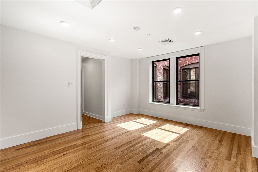 2 bed, 1 bath apartment for rent at 434 Mass Unit 1, Cambridgeport — photo 11 of 23