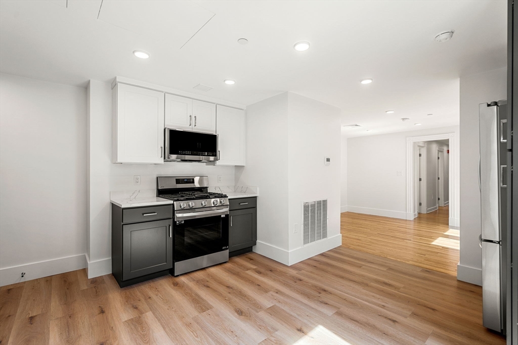 2 bed, 1 bath apartment for rent at 434 Mass Unit 1, Cambridgeport — photo 6 of 23