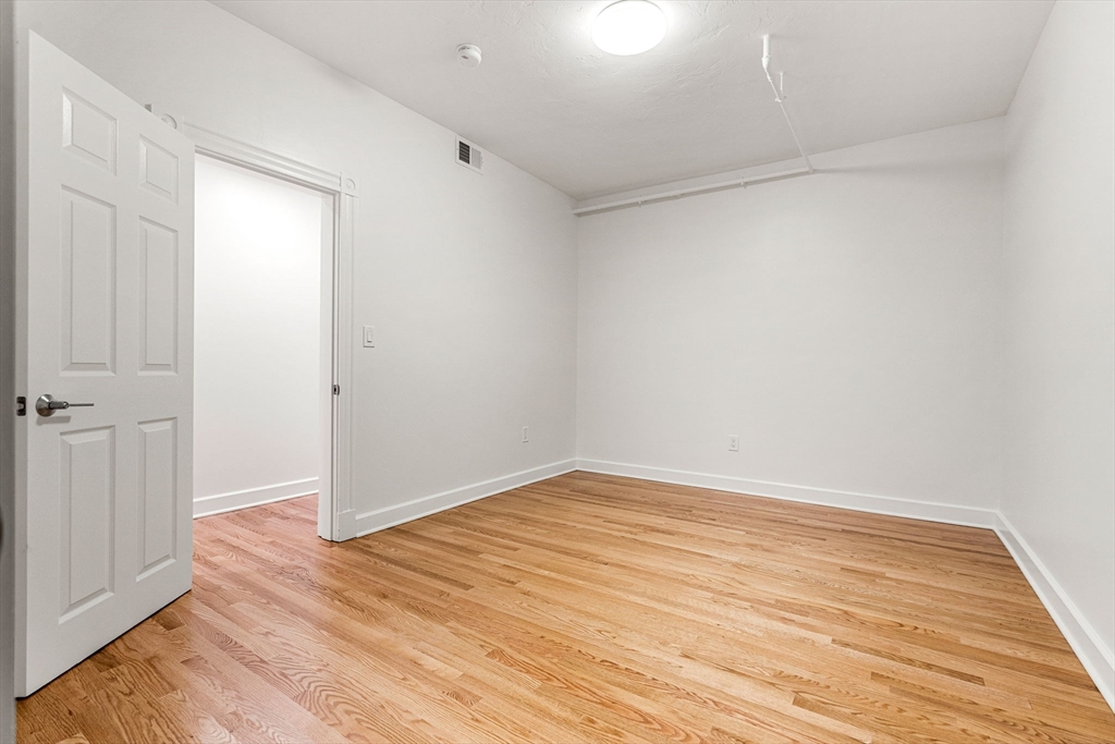 2 bed, 1 bath apartment for rent at 434 Mass Unit 1, Cambridgeport — photo 20 of 23