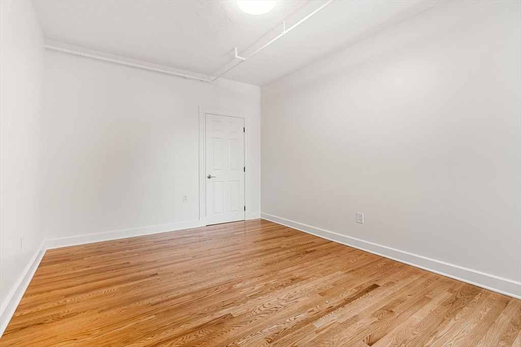 2 bed, 1 bath apartment for rent at 434 Mass Unit 1, Cambridgeport — photo 16 of 23