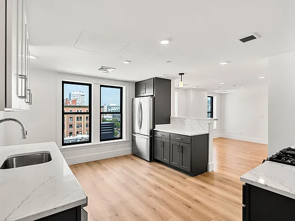 4 bed, 2 bath apartment for rent at 434 Massachusetts Ave Unit 2, South End — photo 2 of 16