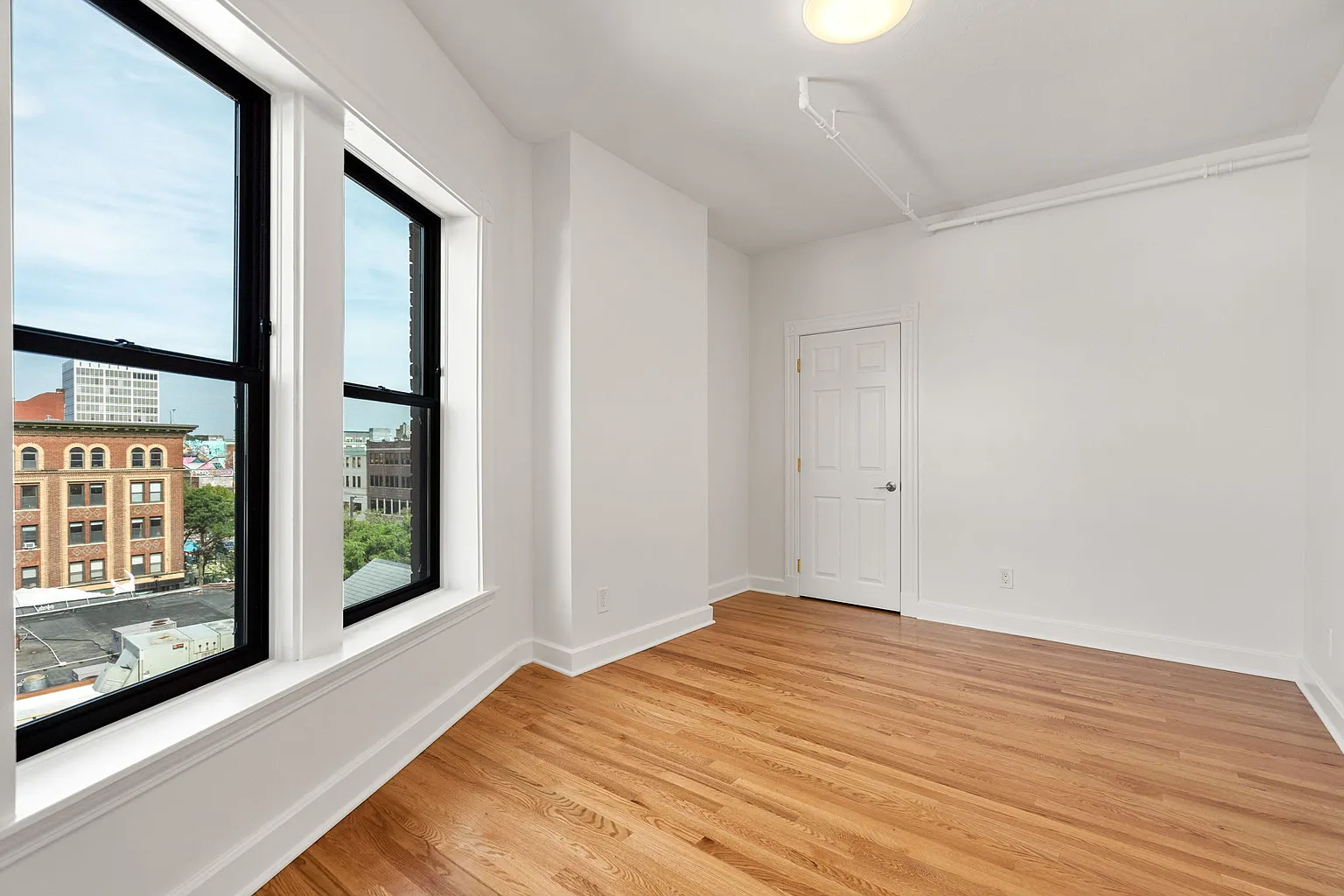 4 bed, 2 bath apartment for rent at 434 Massachusetts Ave Unit 2, South End — photo 8 of 16