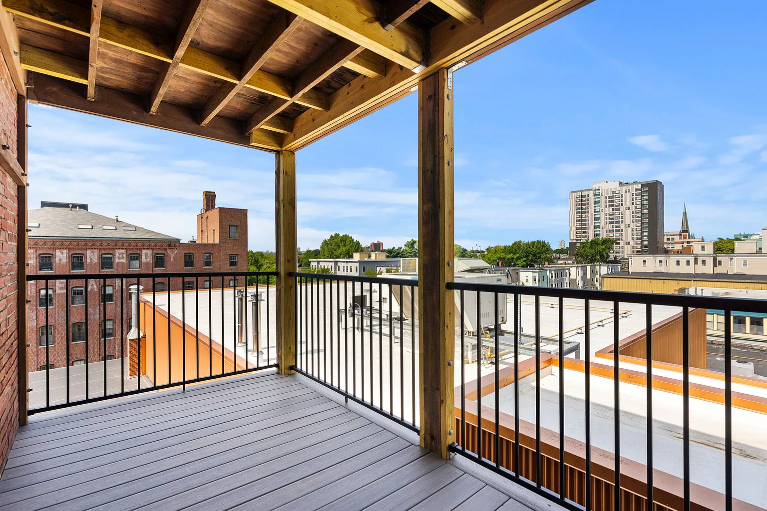 4 bed, 2 bath apartment for rent at 434 Massachusetts Ave Unit 2, South End — photo 15 of 16