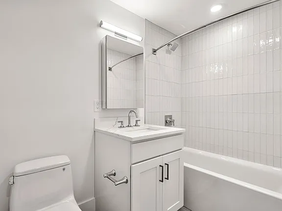 4 bed, 2 bath apartment for rent at 434 Massachusetts Ave Unit 2, South End — photo 6 of 16