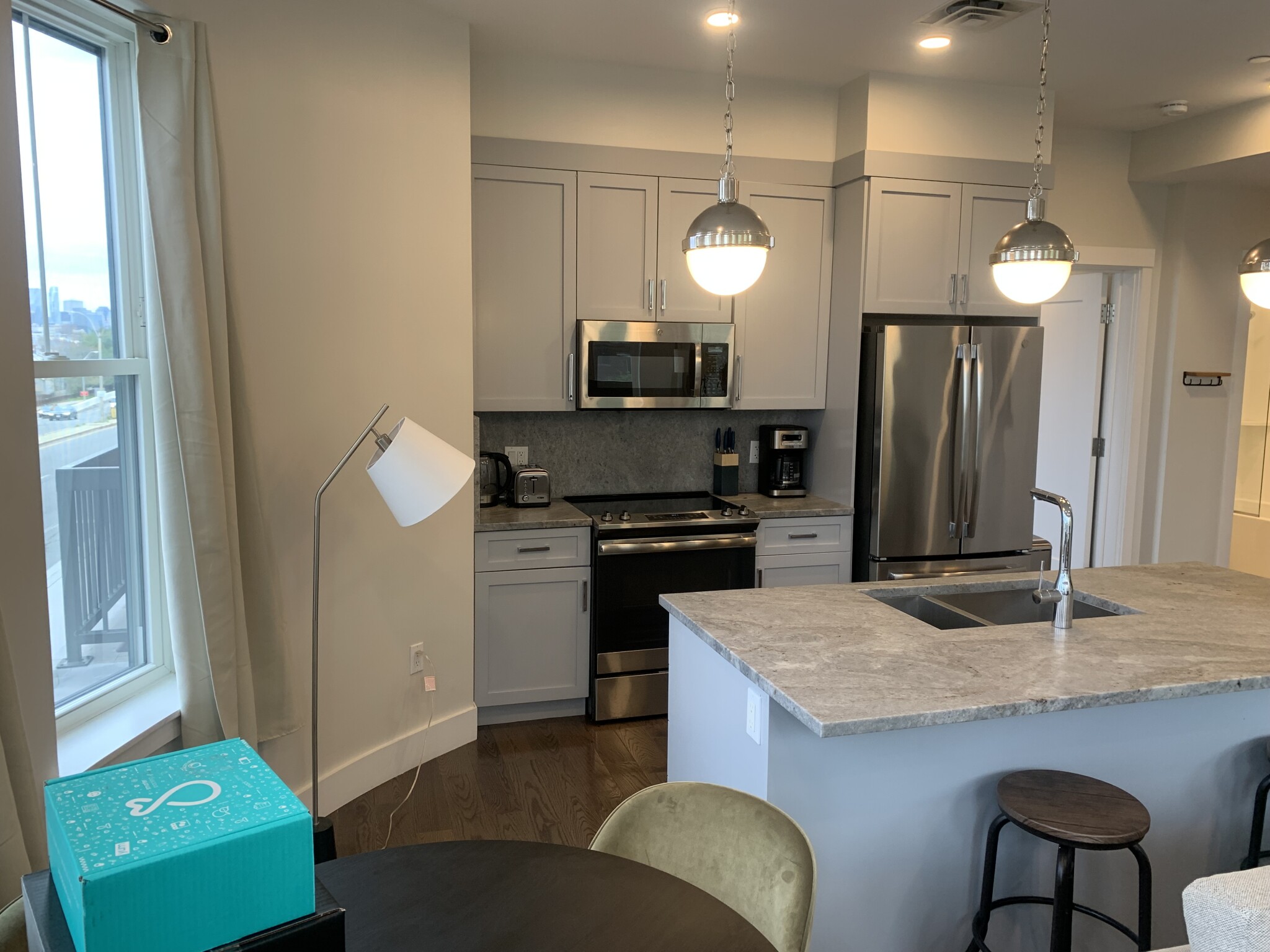 2 bed, 2 bath apartment for rent at 434 Mcgrath Highway Unit 201 Copy, Prospect Hill — photo 4 of 33