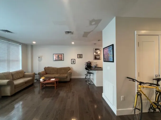 1 bed, 1 bath apartment for rent at 434 Mcgrath Highway Unit 204, Prospect Hill — photo 3 of 15