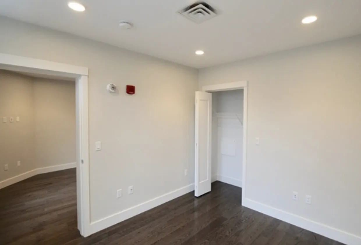 1 bed, 1 bath apartment for rent at 434 Mcgrath Highway Unit 213, Prospect Hill — photo 8 of 20