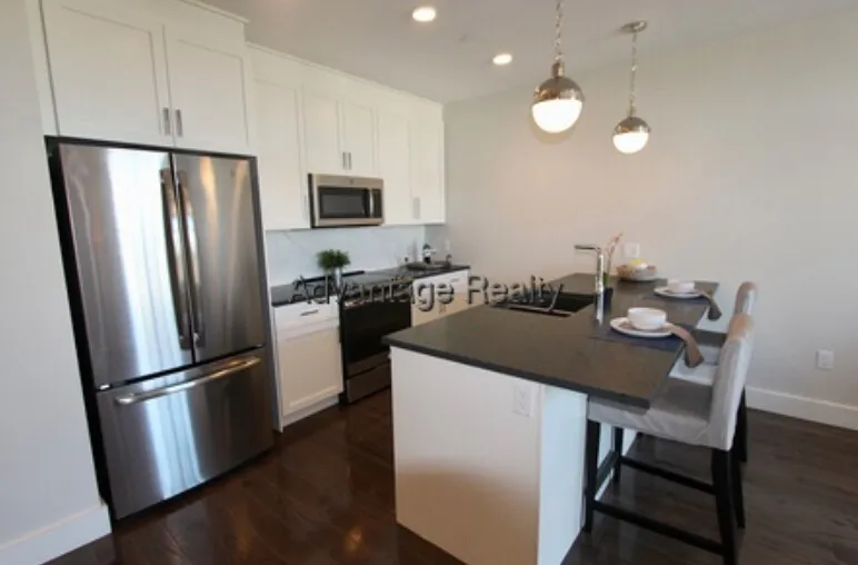 2 bed, 2 bath apartment for rent at 434 Mcgrath Highway Unit 307, Prospect Hill — photo 2 of 29