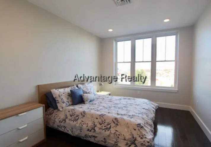 2 bed, 2 bath apartment for rent at 434 Mcgrath Highway Unit 307, Prospect Hill — photo 14 of 29
