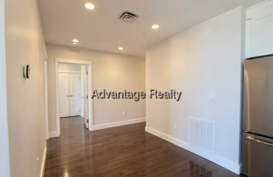 2 bed, 2 bath apartment for rent at 434 Mcgrath Highway Unit 405, Prospect Hill — photo 8 of 25