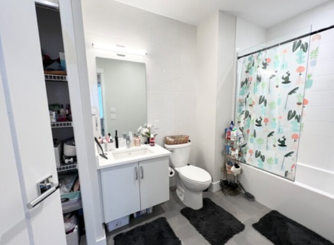 1.5 bed, 1 bath apartment for rent at 434 Mcgrath Highway Unit 411 Copy Copy, Prospect Hill — photo 3 of 15