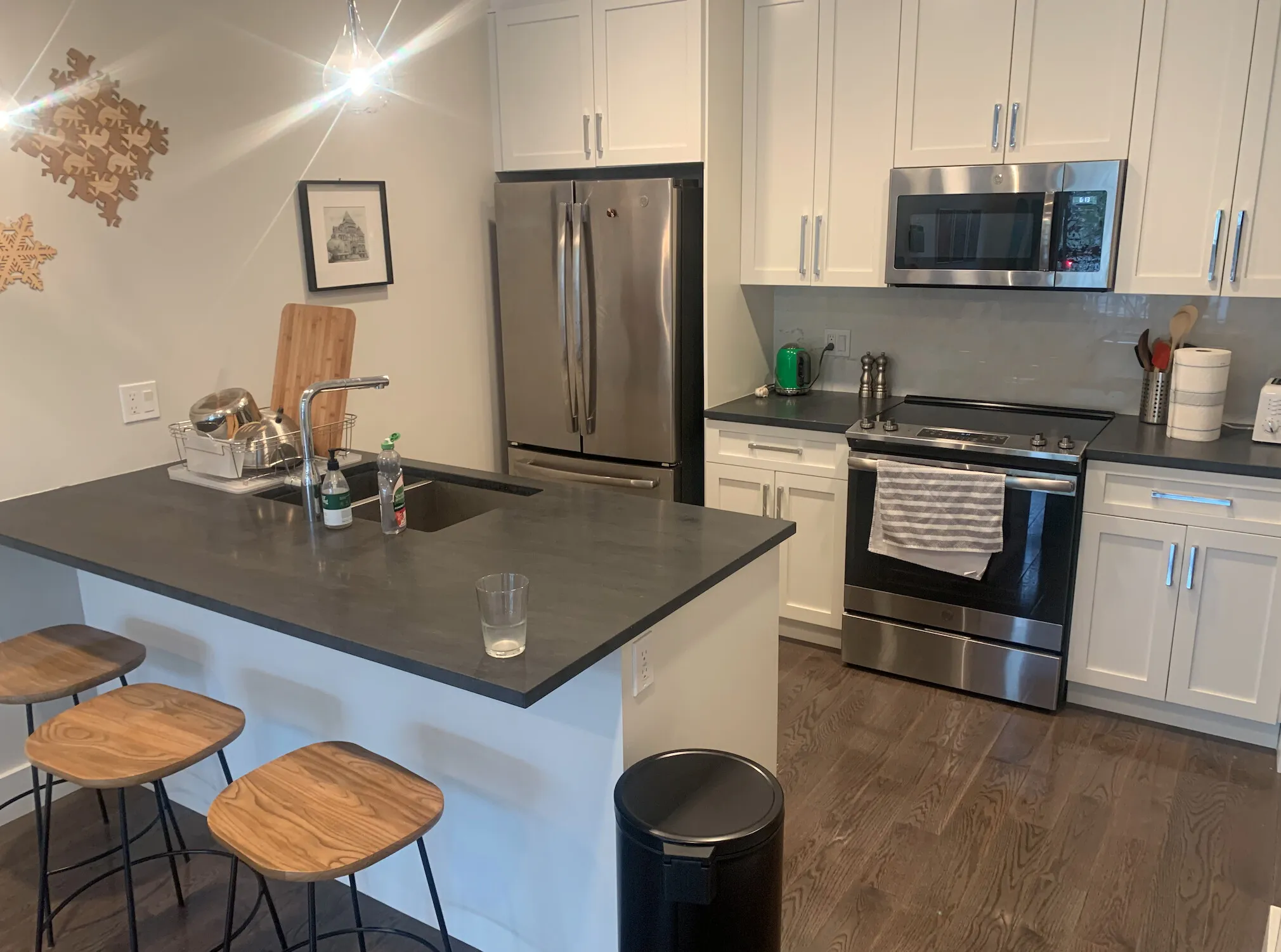 1 bed, 1 bath apartment for rent at 434 Mcgrath Highway Unit 412, Prospect Hill