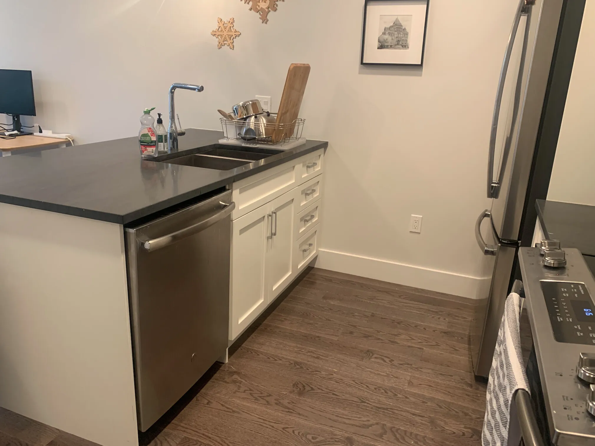 1 bed, 1 bath apartment for rent at 434 Mcgrath Highway Unit 412, Prospect Hill — photo 10 of 24