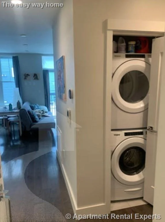 Studio bed, 1 bath apartment for rent at 434 Mcgrath Hwy Unit 205, Prospect Hill — photo 6 of 7