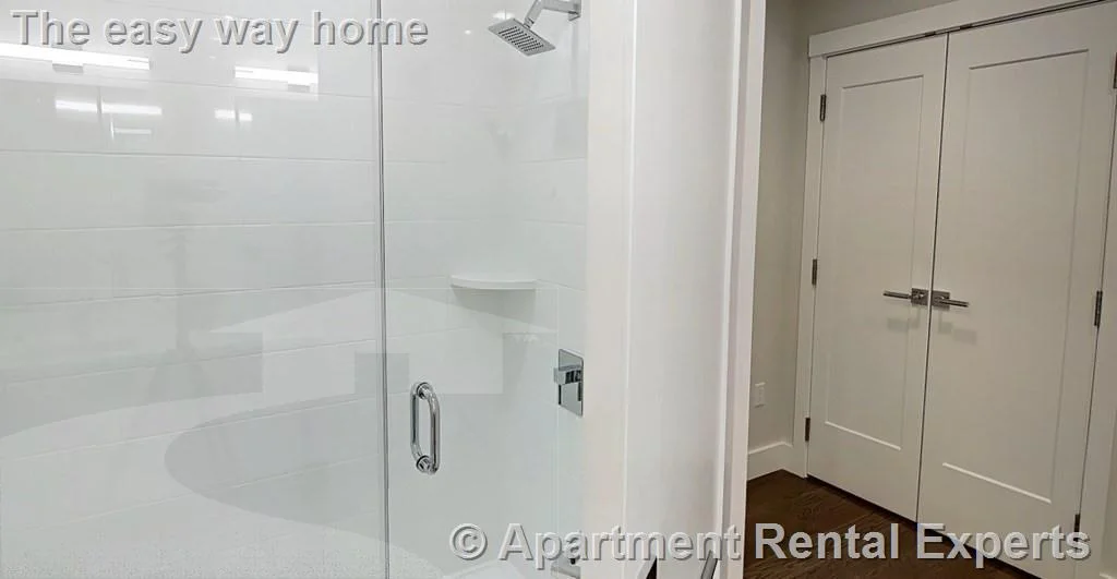 2 bed, 2 bath apartment for rent at 434 Mcgrath Hwy Unit 307, Prospect Hill — photo 6 of 12