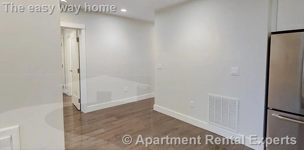 2 bed, 2 bath apartment for rent at 434 Mcgrath Hwy Unit 307, Prospect Hill — photo 11 of 12