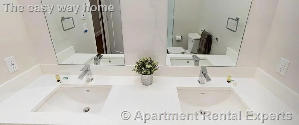 2 bed, 2 bath apartment for rent at 434 Mcgrath Hwy Unit 307, Prospect Hill — photo 7 of 12