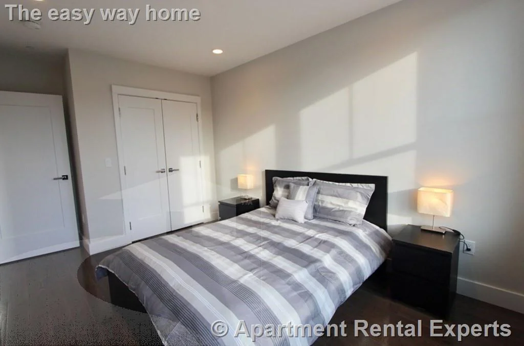 1 bed, 1 bath apartment for rent at 434 Mcgrath Hwy Unit 315, Prospect Hill — photo 2 of 5