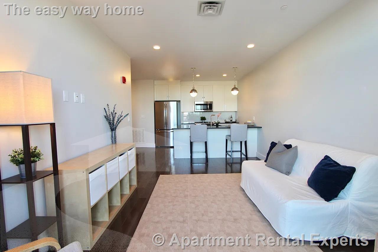 1 bed, 1 bath apartment for rent at 434 Mcgrath Hwy Unit 316, Prospect Hill — photo 3 of 5