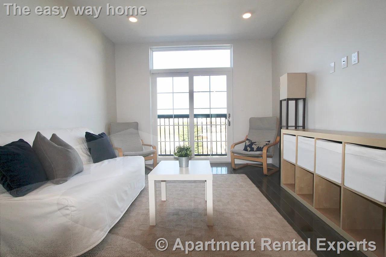 1 bed, 1 bath apartment for rent at 434 Mcgrath Hwy Unit 409, Prospect Hill — photo 3 of 6