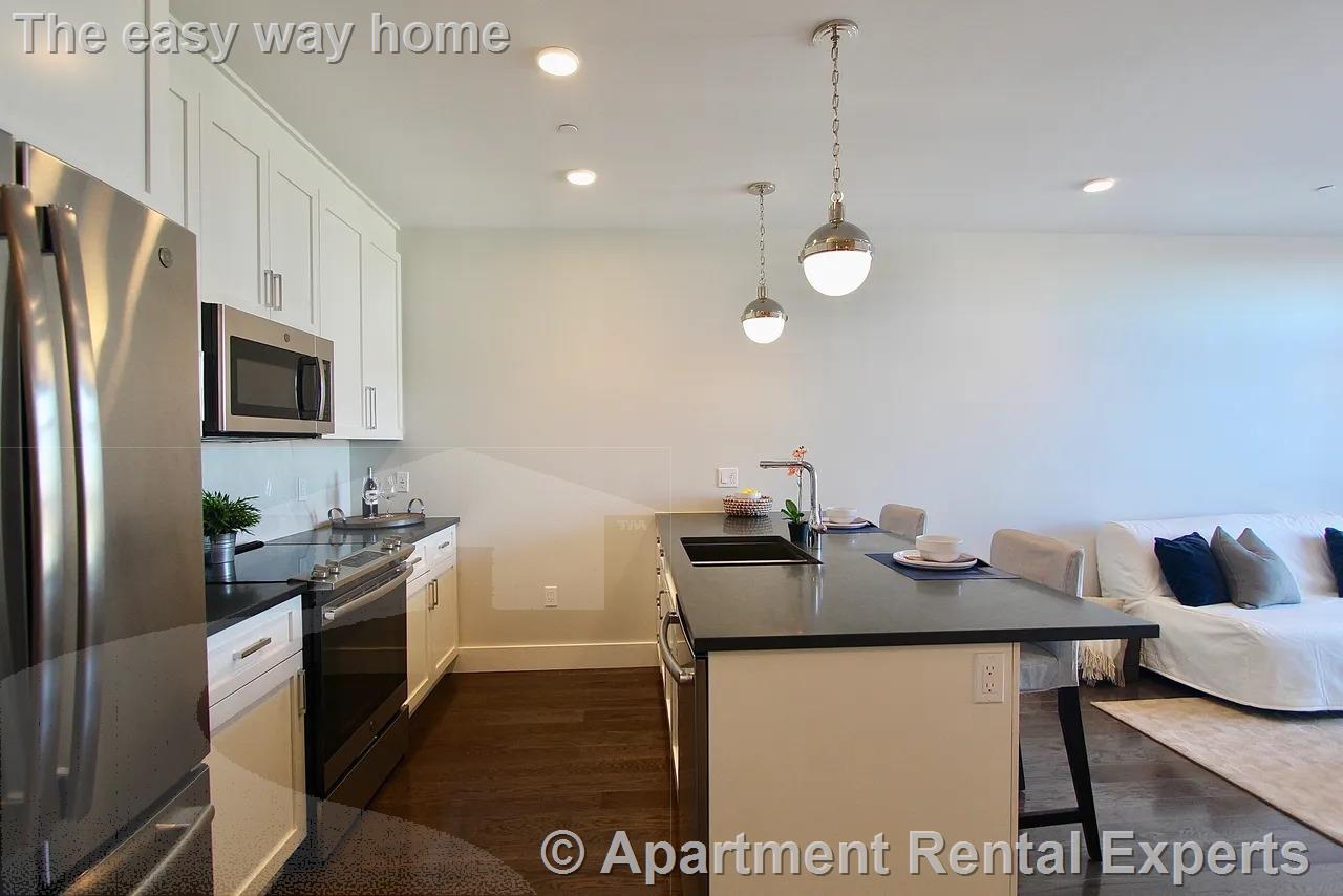 1 bed, 1 bath apartment for rent at 434 Mcgrath Hwy Unit 411, Prospect Hill — photo 1 of 5