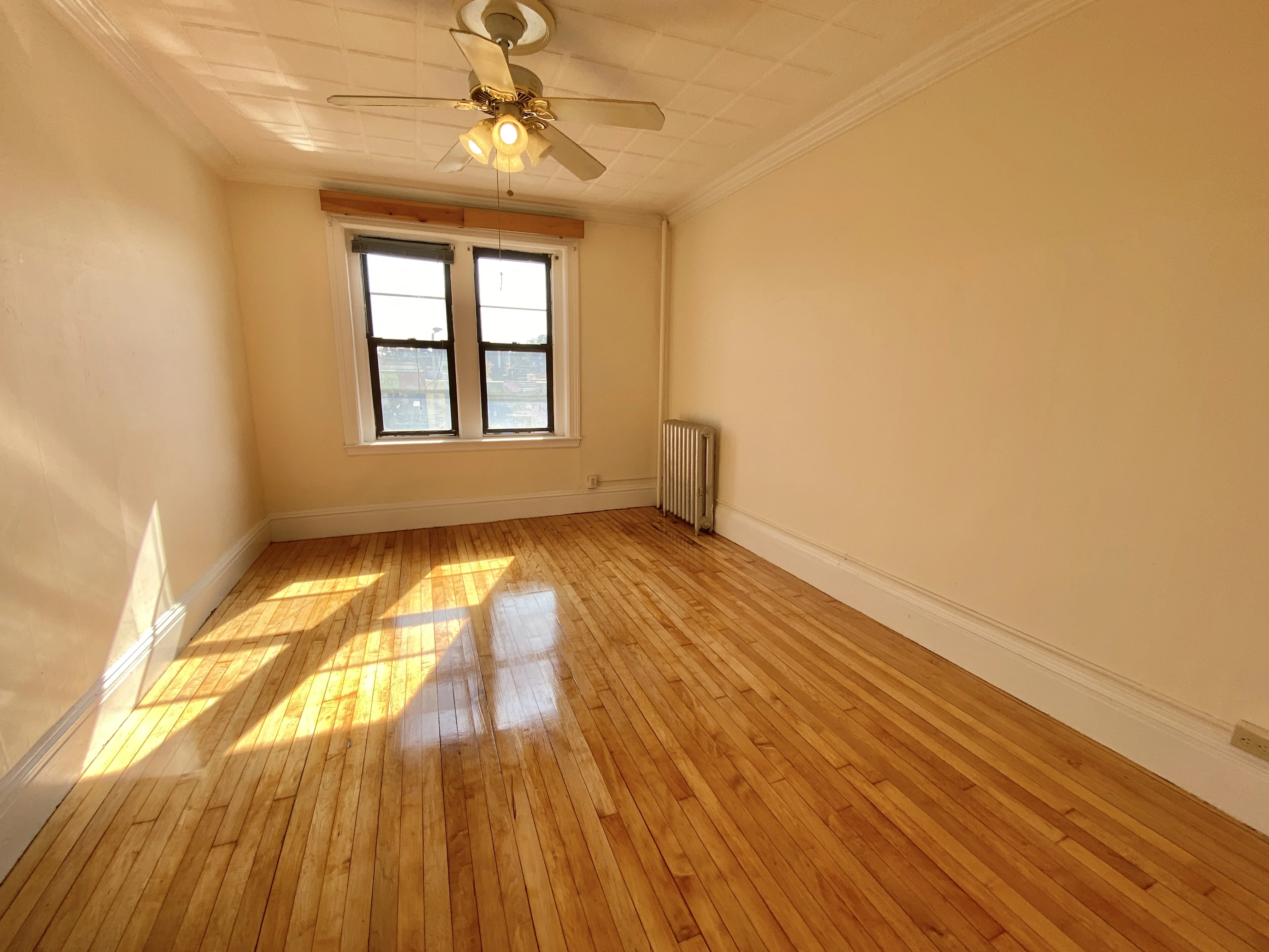 3 bed, 1 bath apartment for rent at 435 Cambridge St Unit 5, Allston — photo 9 of 15