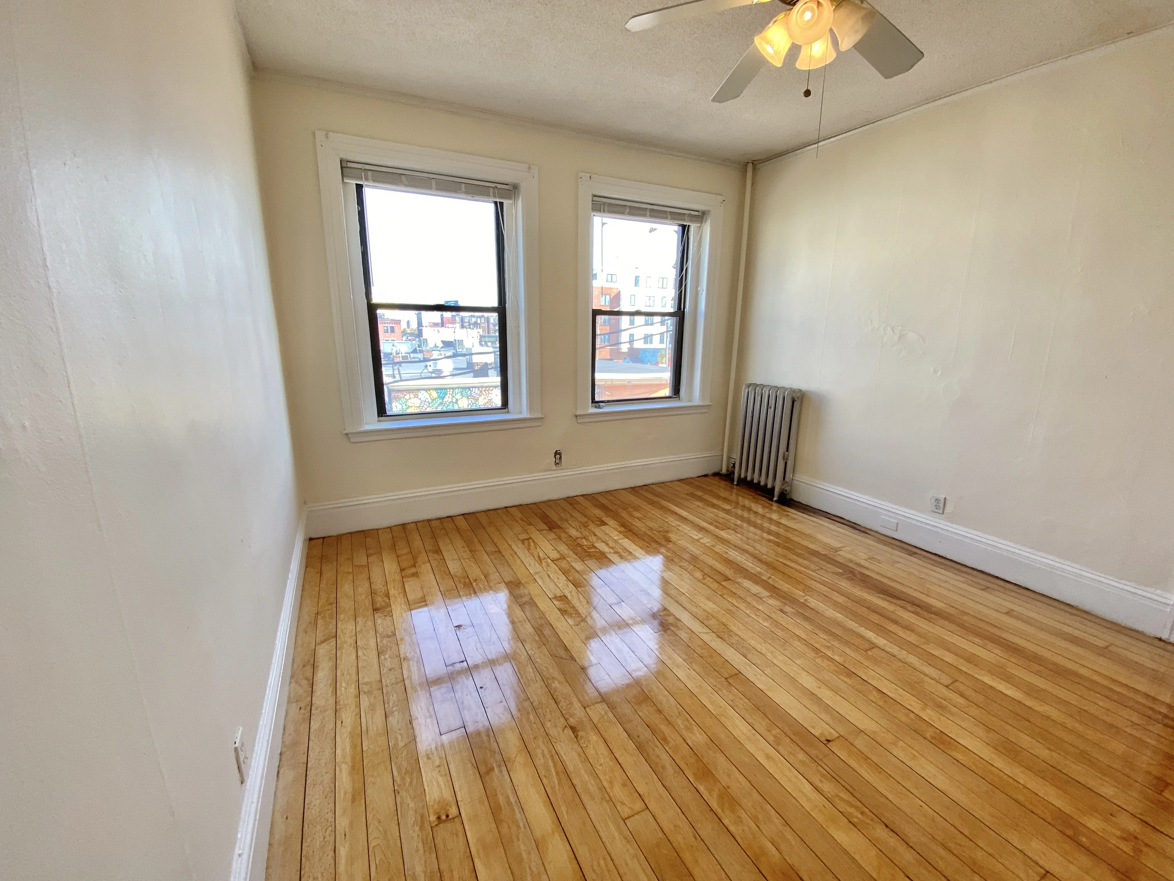 3 bed, 1 bath apartment for rent at 435 Cambridge St Unit 5, Allston — photo 14 of 15