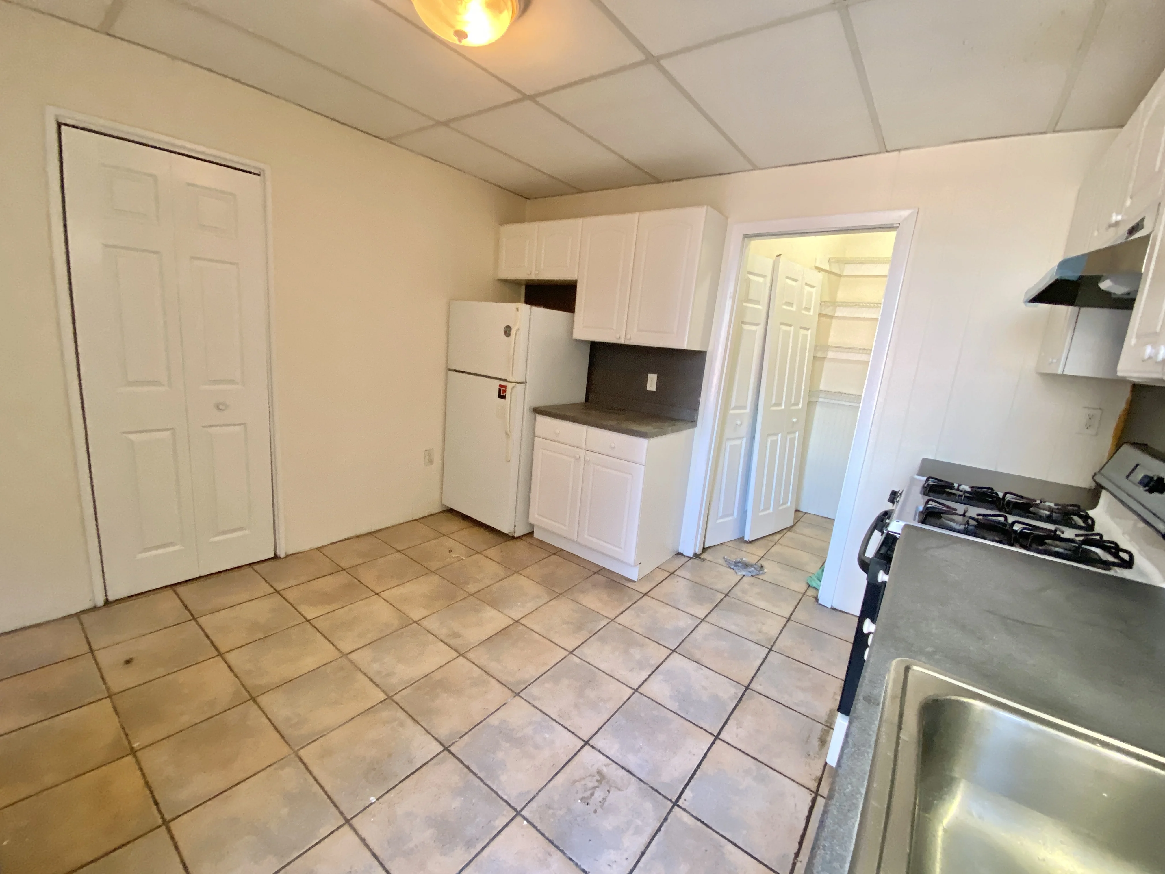 3 bed, 1 bath apartment for rent at 435 Cambridge St Unit 5, Allston — photo 7 of 15